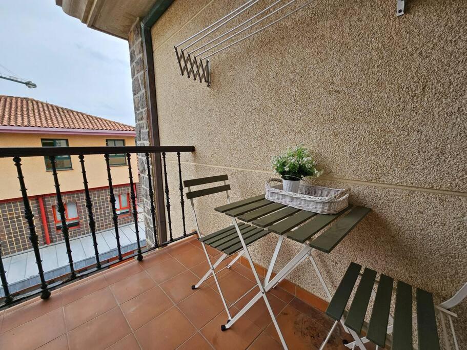 Appartamento 15A04 Duplex Y Garaje En Centro Llanes Esterno foto