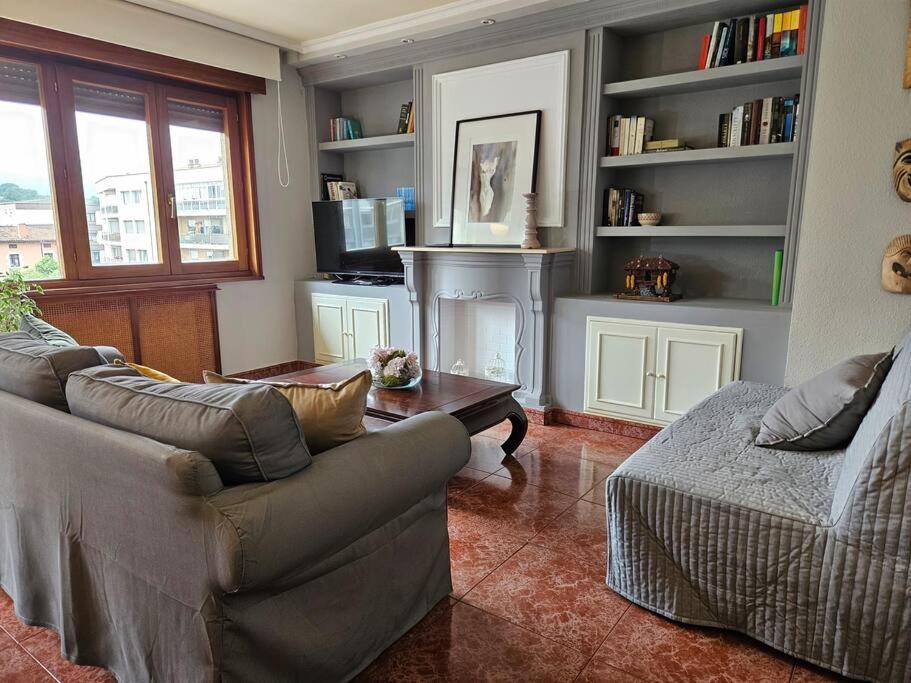 Appartamento 15A04 Duplex Y Garaje En Centro Llanes Esterno foto
